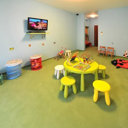 Aparthotel Via Jasna Wellness 3*