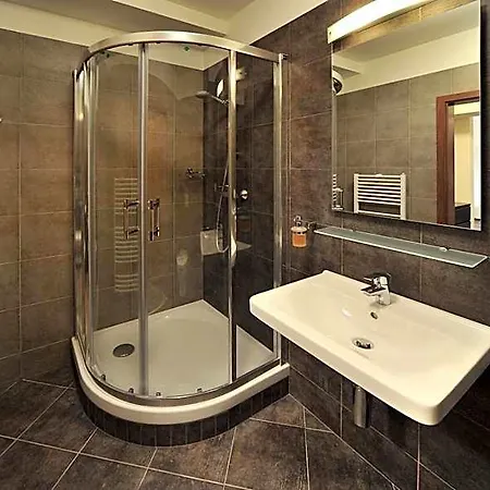 Via Jasna Wellness 4*